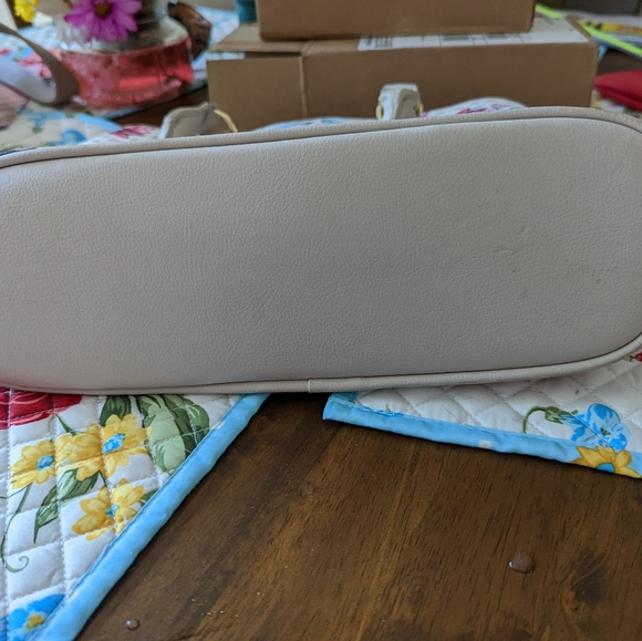 Betsey Johnson bag - Picture 4 of 6